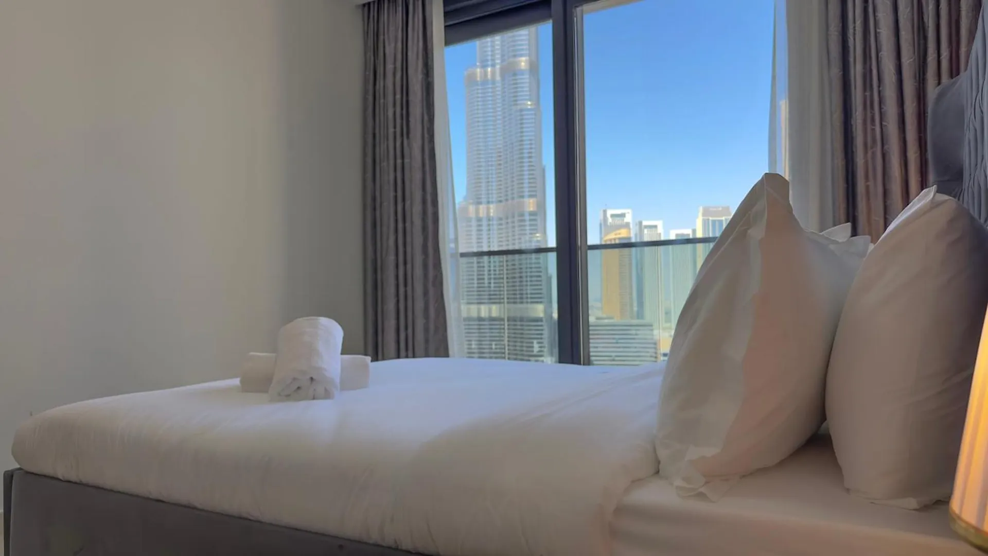 Stunning 3Br With Burj Khalifa & Fountain Views By Bhavan Vacation Homes Dubai United Arab Emirates