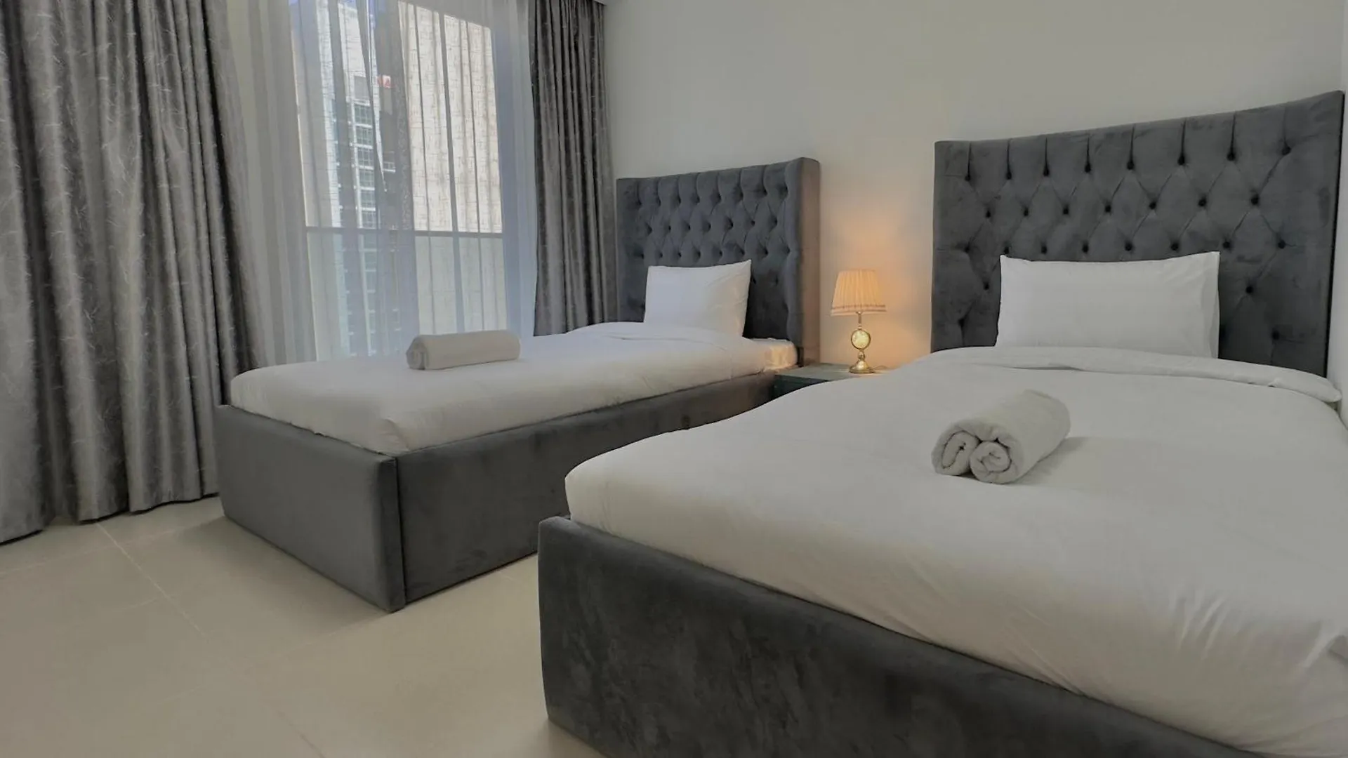 Apartment Stunning 3Br With Burj Khalifa & Fountain Views By Bhavan Vacation Homes Dubai